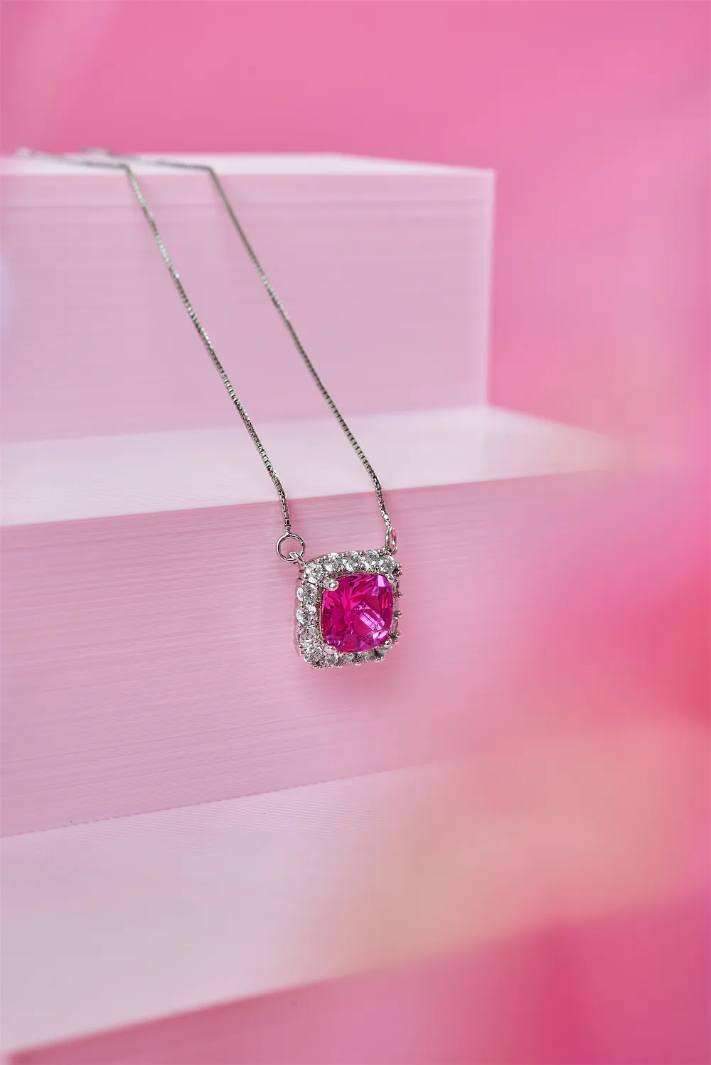 Colar Pink Luminoso - Imagem 3